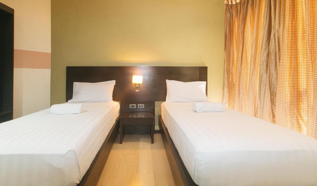 Lorenzzo Suites Hotel Makati City Ngoại thất bức ảnh
