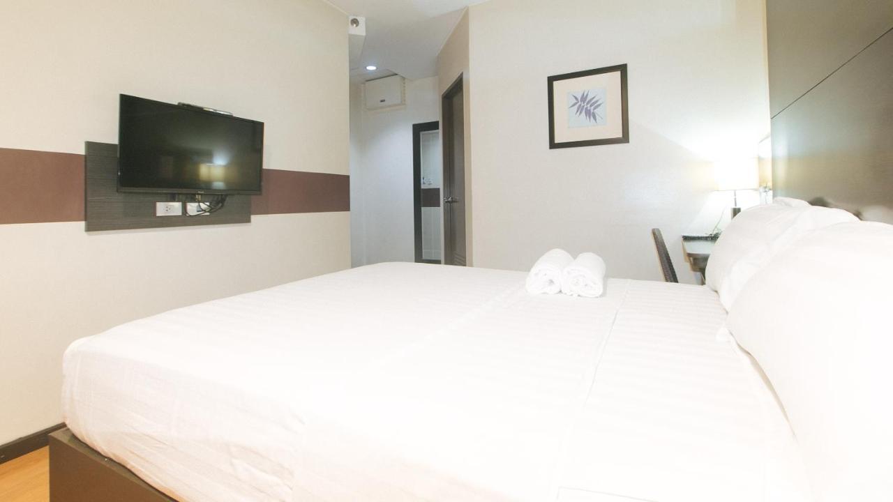 Lorenzzo Suites Hotel Makati City Ngoại thất bức ảnh