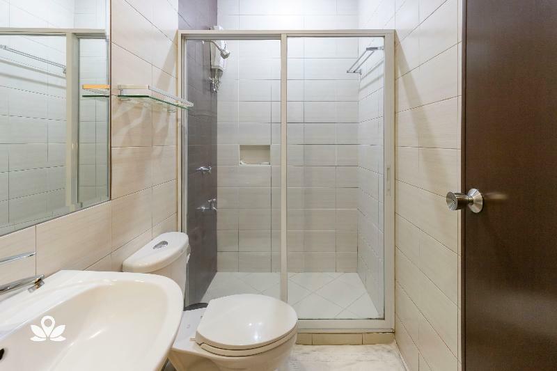 Lorenzzo Suites Hotel Makati City Ngoại thất bức ảnh