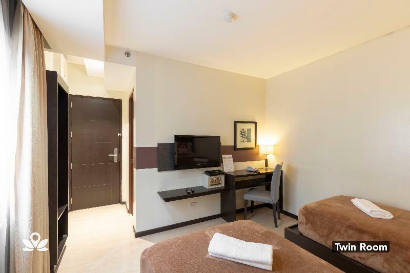 Lorenzzo Suites Hotel Makati City Ngoại thất bức ảnh