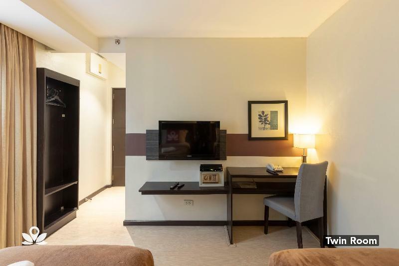 Lorenzzo Suites Hotel Makati City Ngoại thất bức ảnh